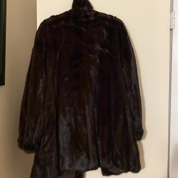 Beautiful mink fur size 12 - Picture 6 of 8